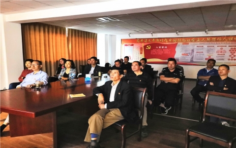 聆聽黨課，增強(qiáng)做好群眾工作的能力和責(zé)任心
