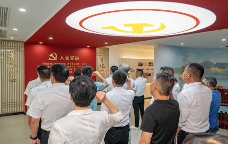 四敢爭先拼搏奮斗再出發！